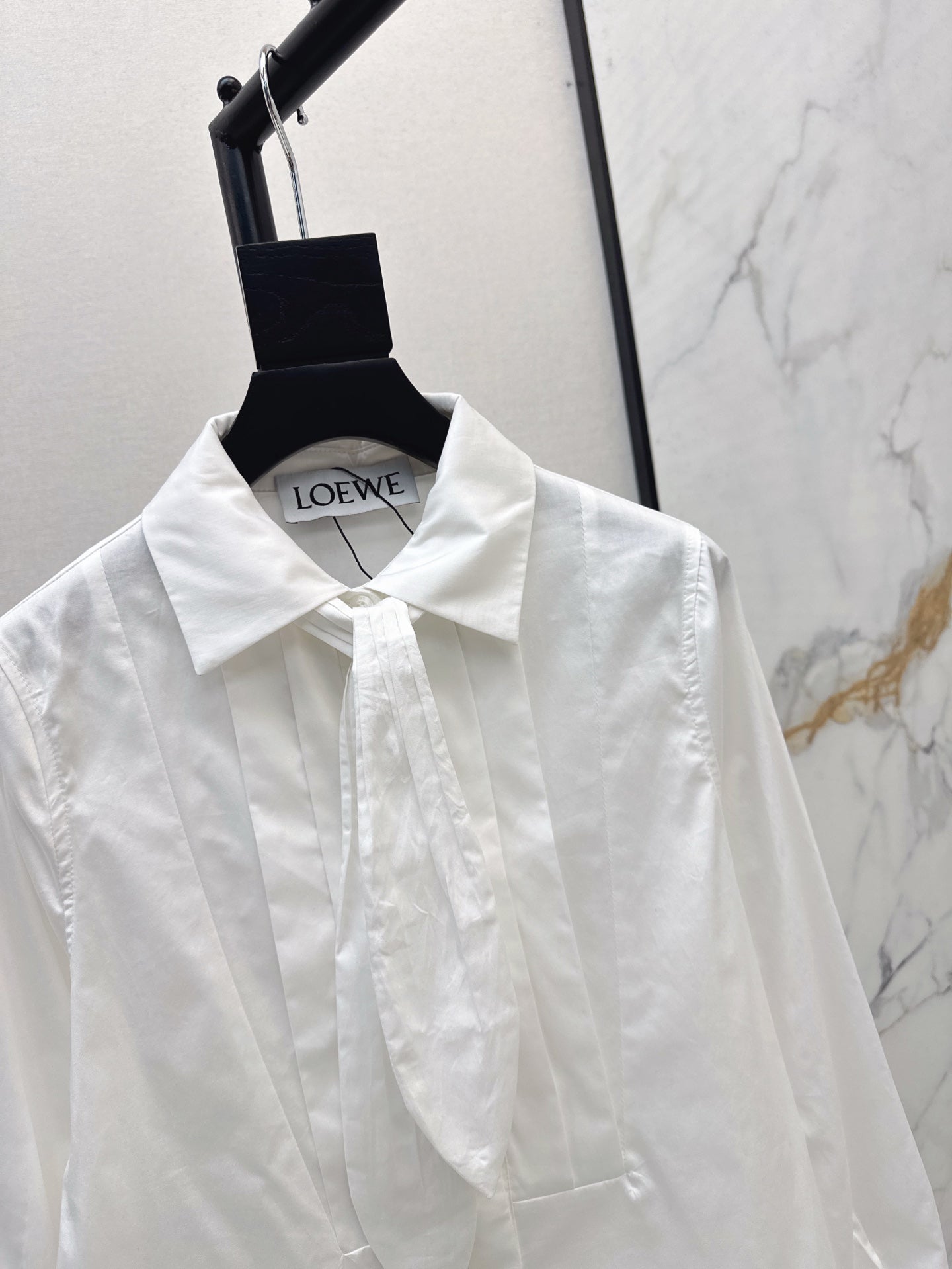 Loe 25ss pleated shirt