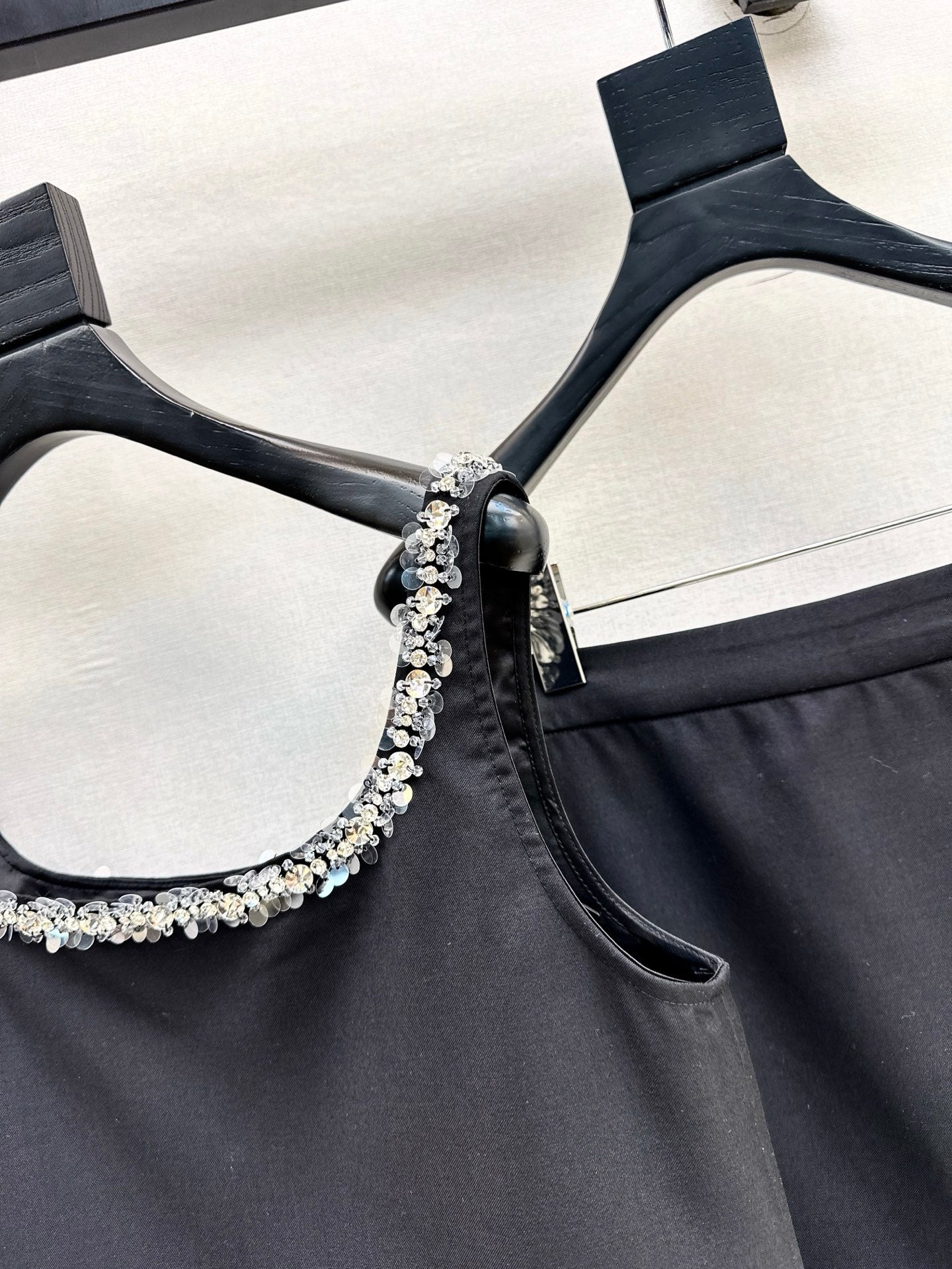 G 25ss beaded camisole set