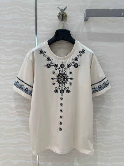 ma 25ss embroidered t-shirt
