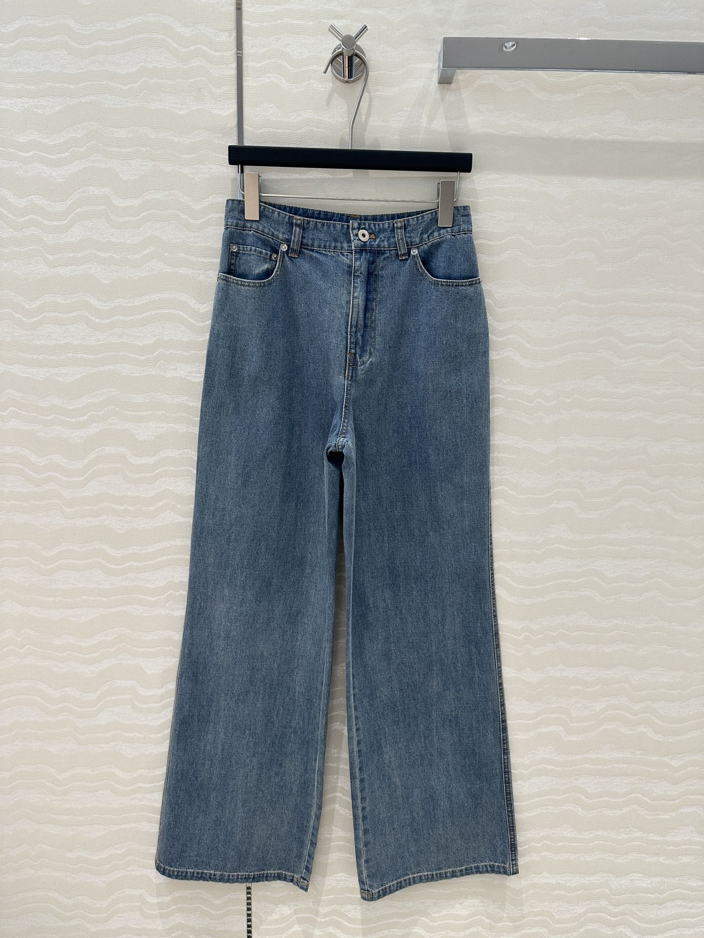 M 25SS embroidered jeans