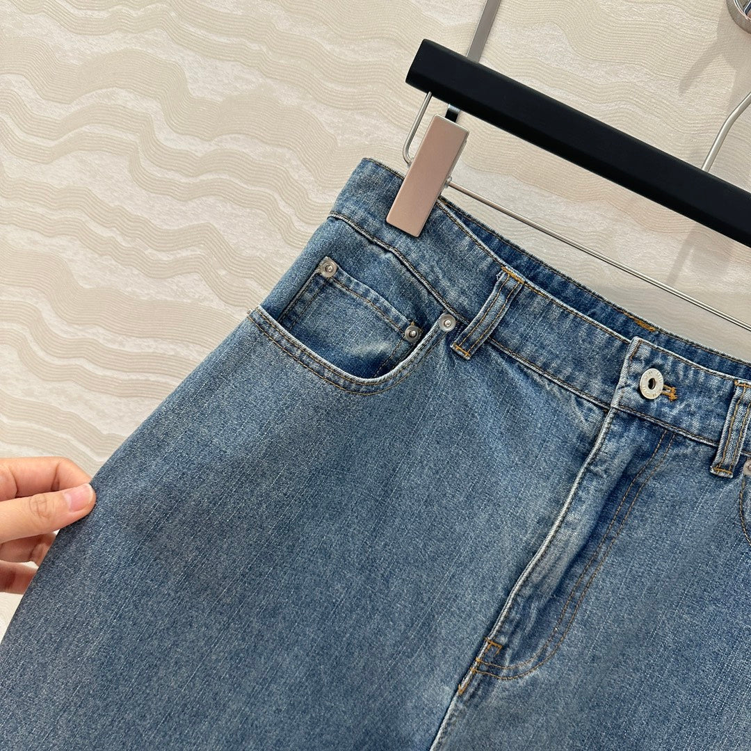 M 25SS embroidered jeans