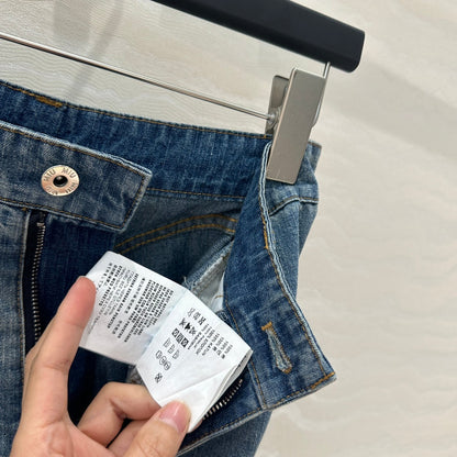 M 25SS embroidered jeans