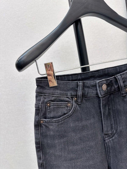 P 25ss embroidered jeans