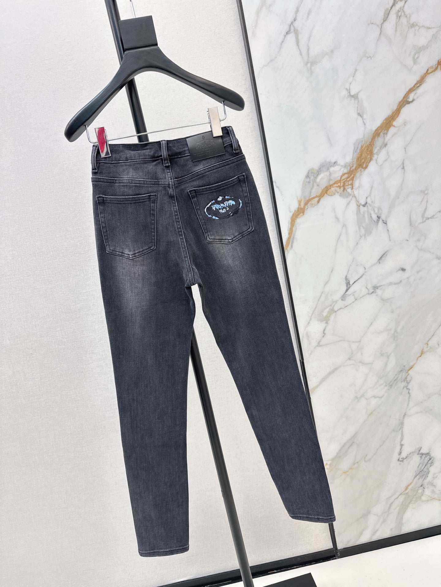 P 25ss embroidered jeans