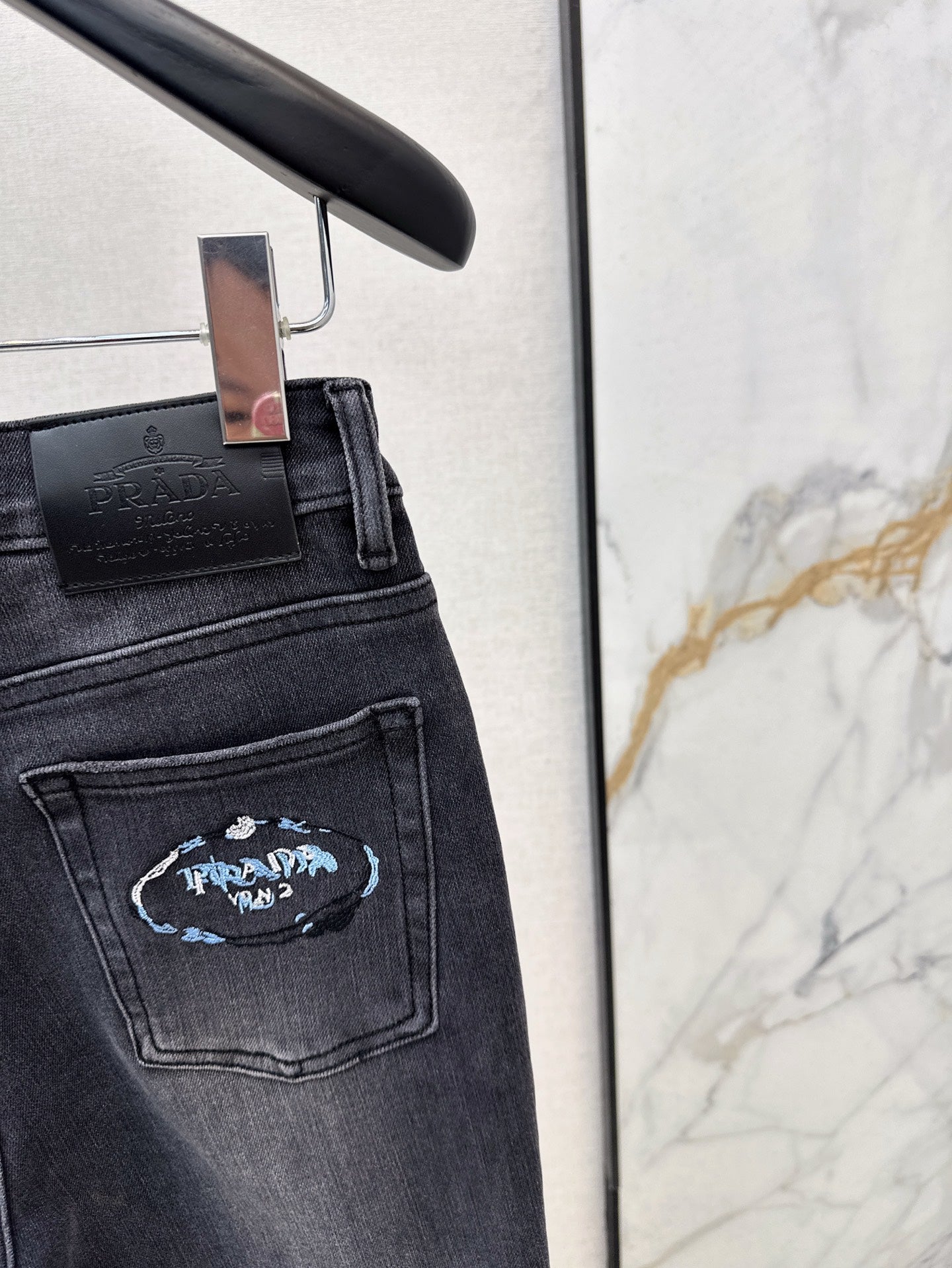 P 25ss embroidered jeans