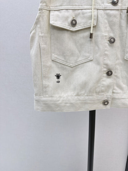 D 25ss miss hooded vest