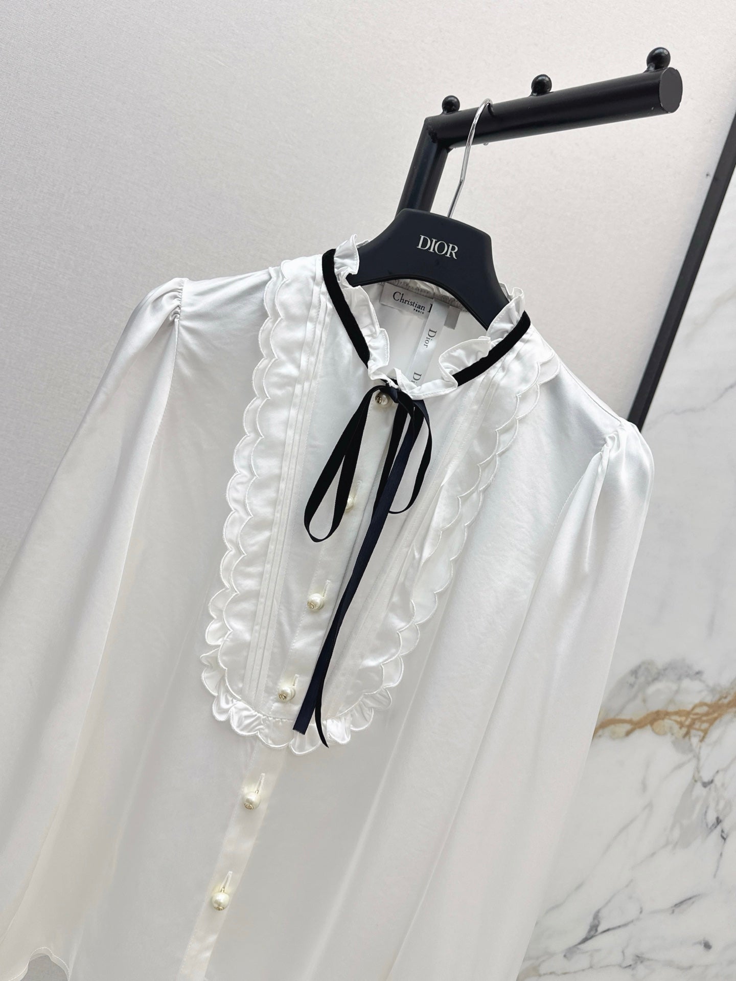 D 25ss ruffle shirt