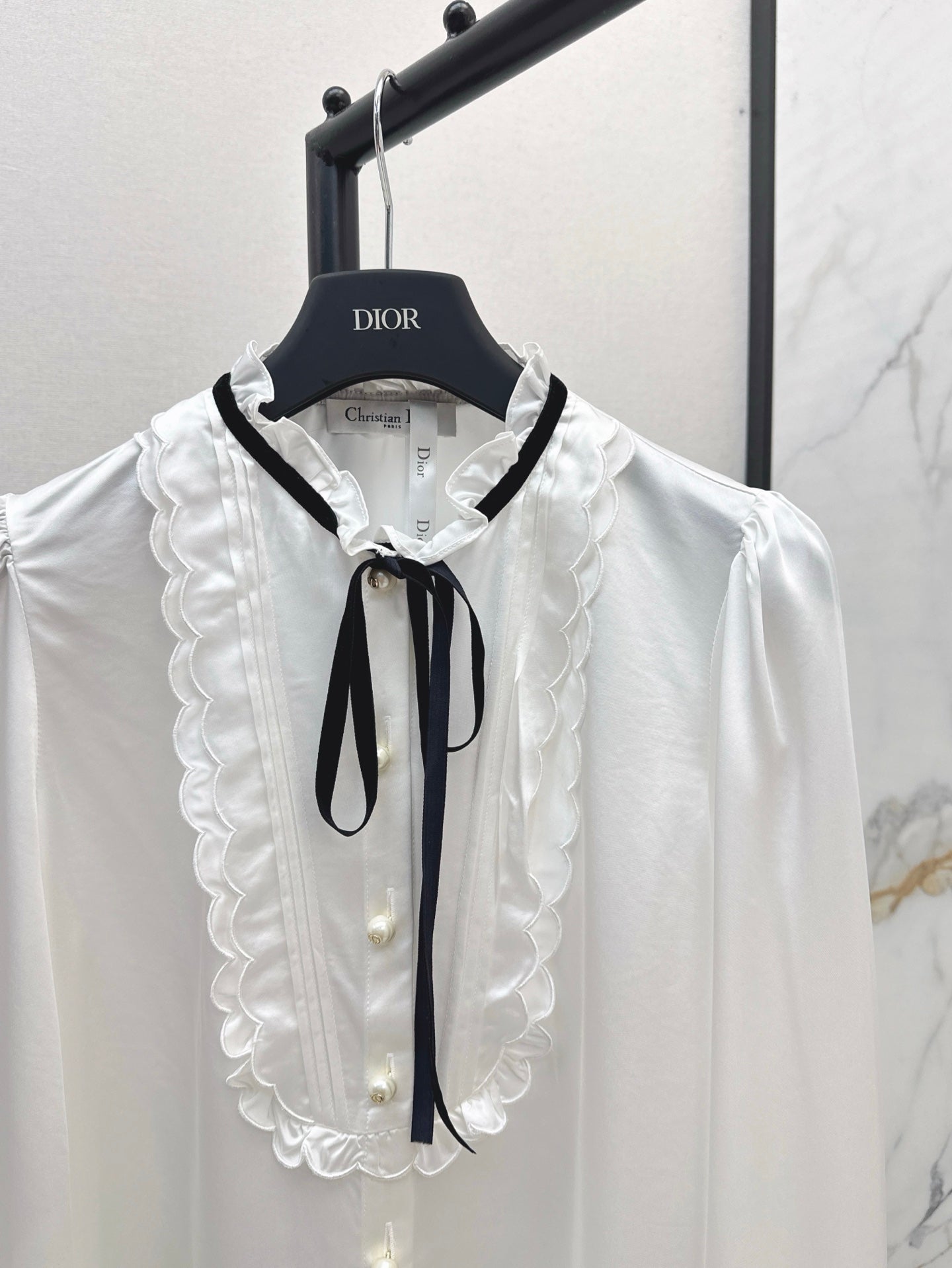 D 25ss ruffle shirt