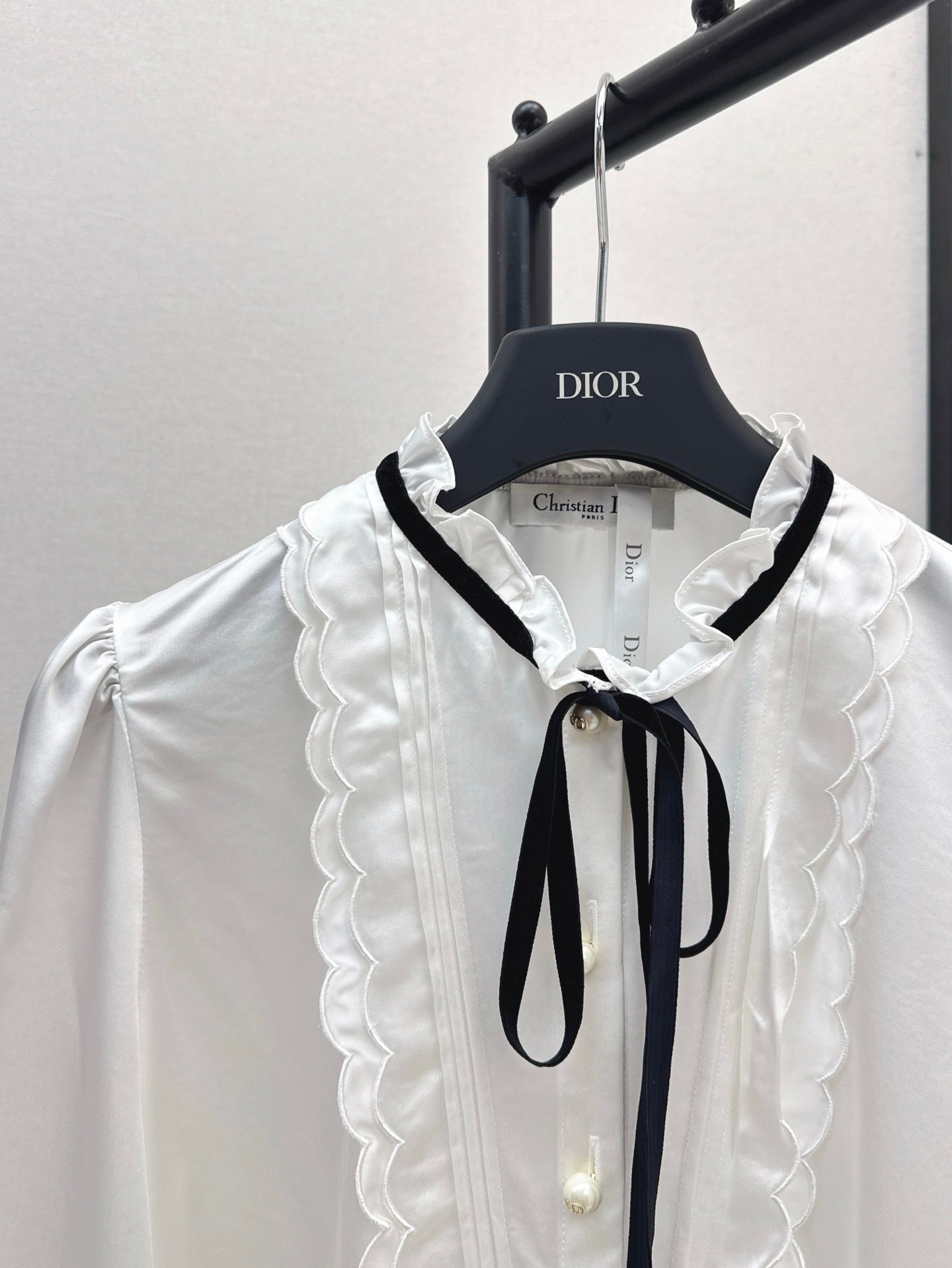 D 25ss ruffle shirt