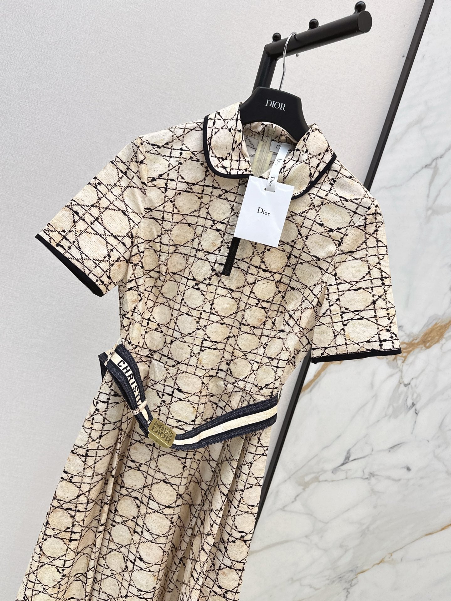 D 25ss argyle jacquard dress