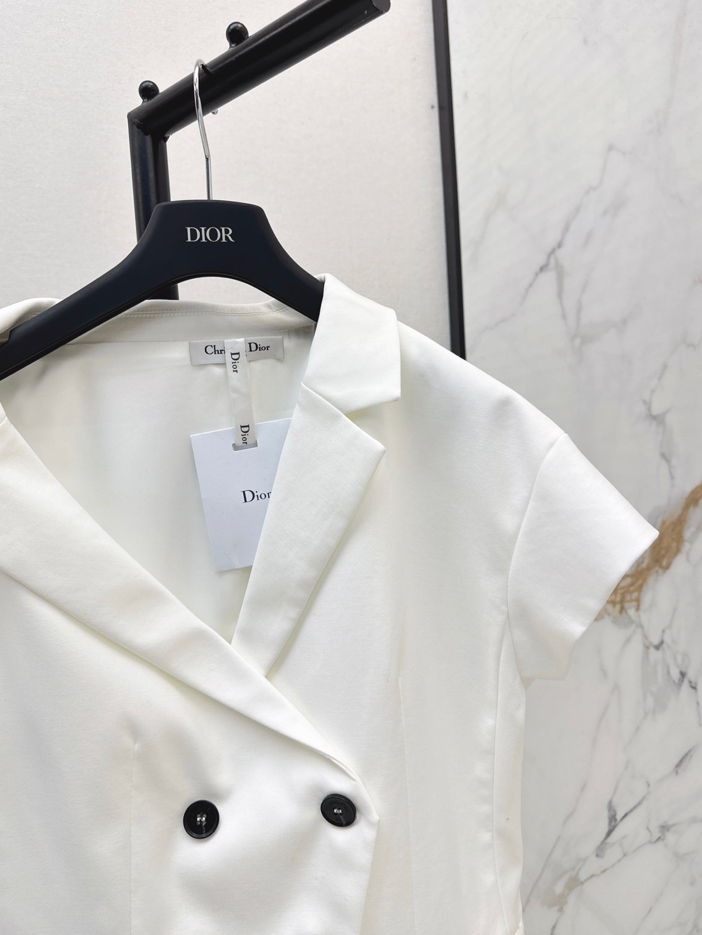 D 25ss slant collar vest