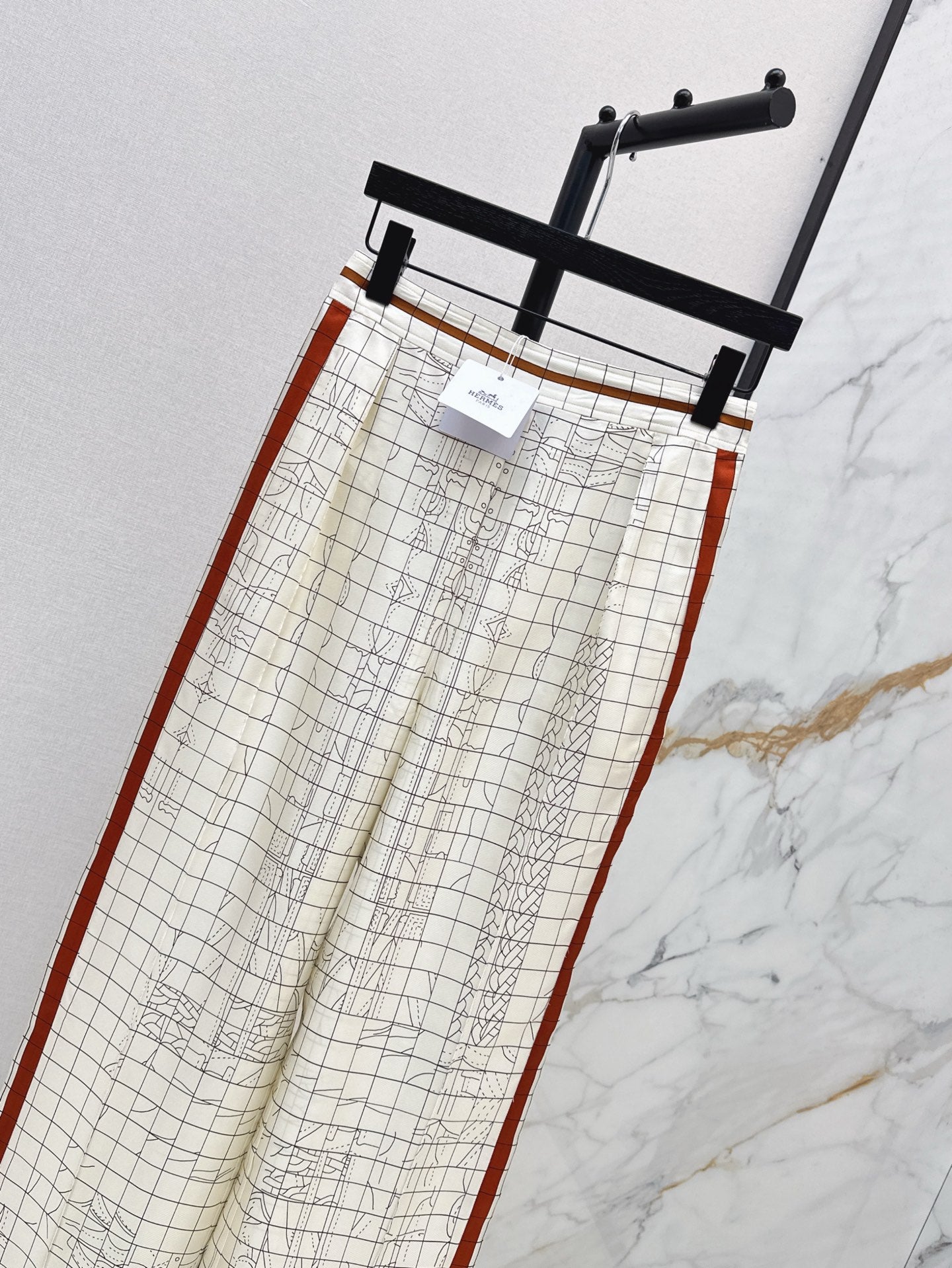 H 25ss Silk wide leg pants