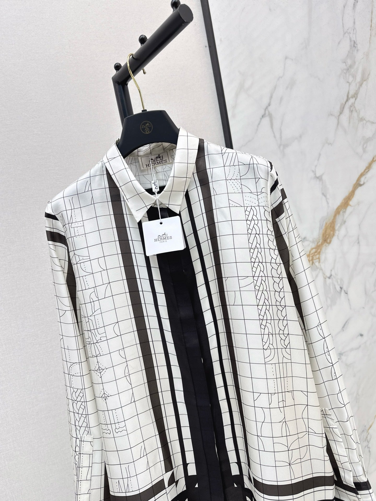 H 25ss Silk buttons shirt