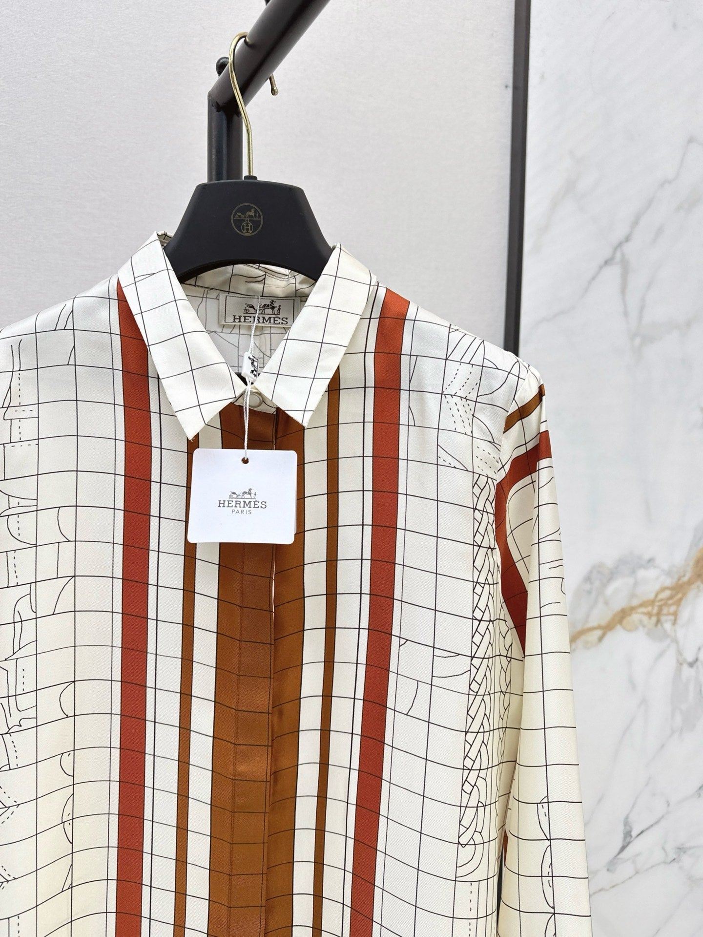 H 25ss Silk buttons shirt
