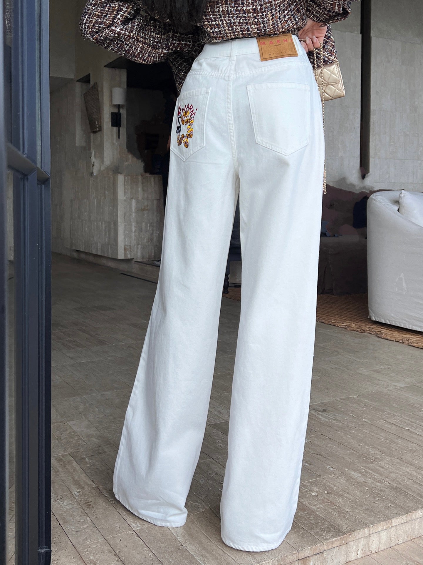 ma 25ss embroidered jeans