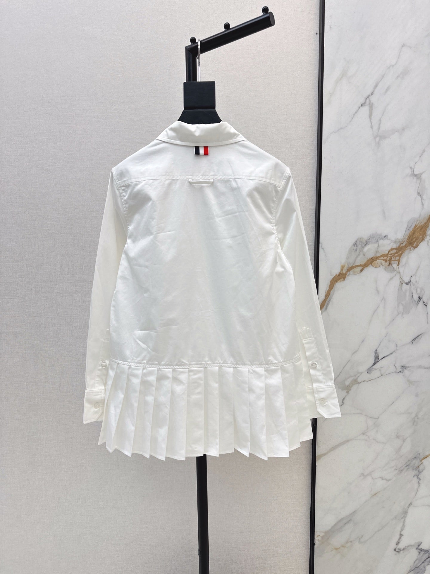 Th 25ss pleated shirt