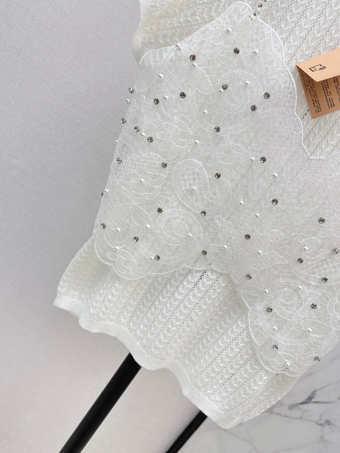 Mi 25ss knit beaded t-shirt