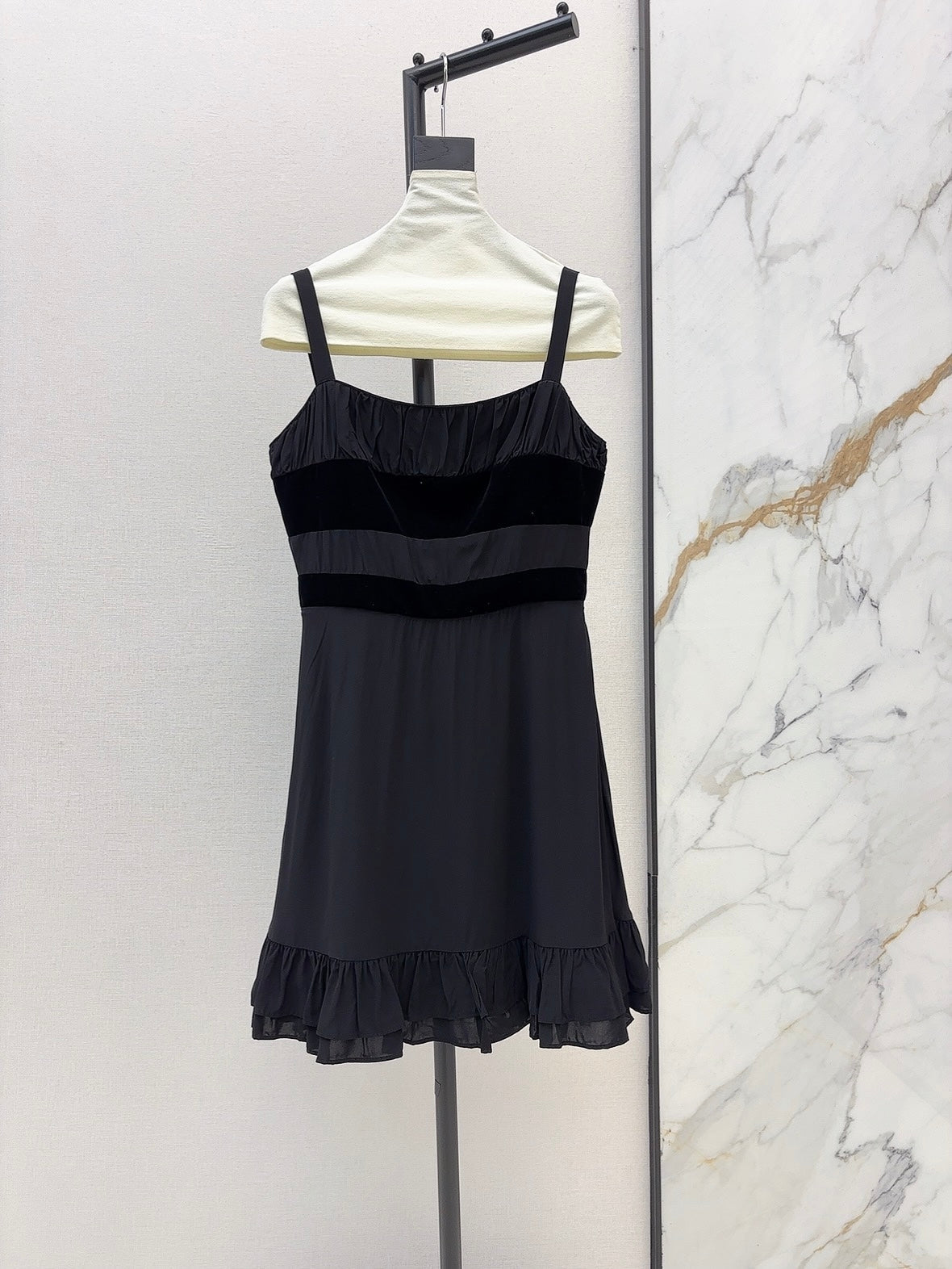 L 25ss slip dress