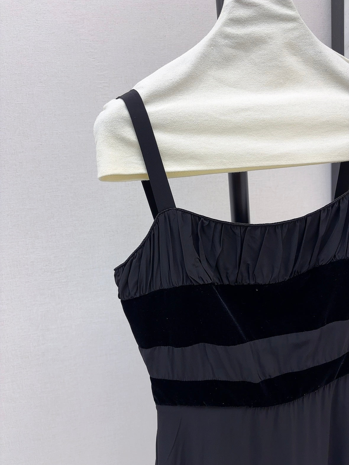 L 25ss slip dress
