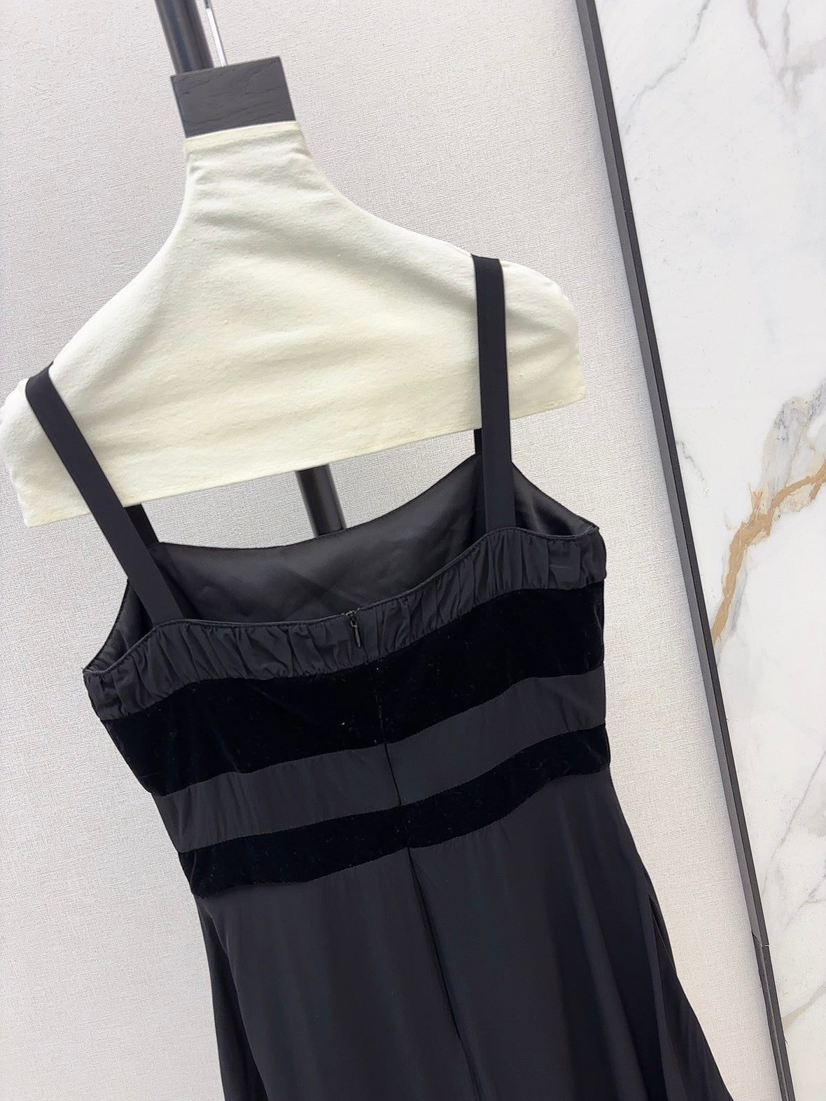 L 25ss slip dress