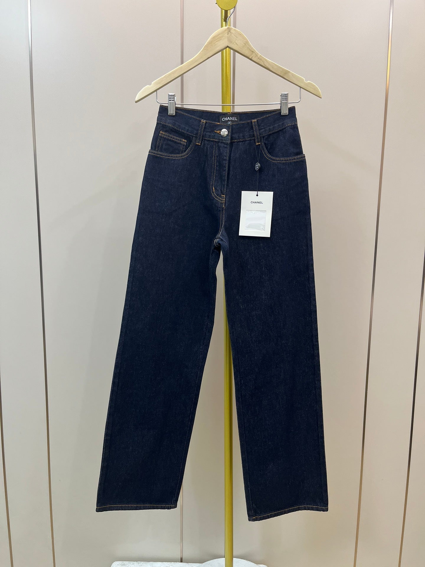 ch 25ss embroidered jeans