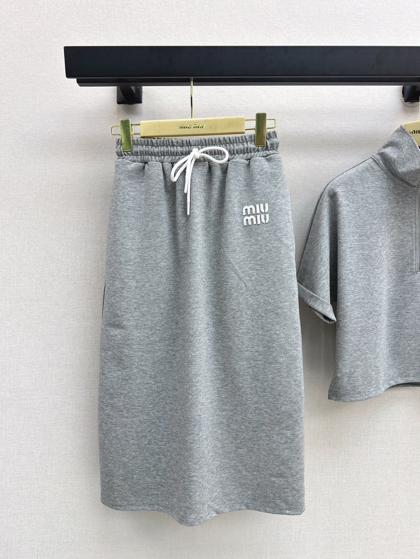 Mi 25ss skirt set