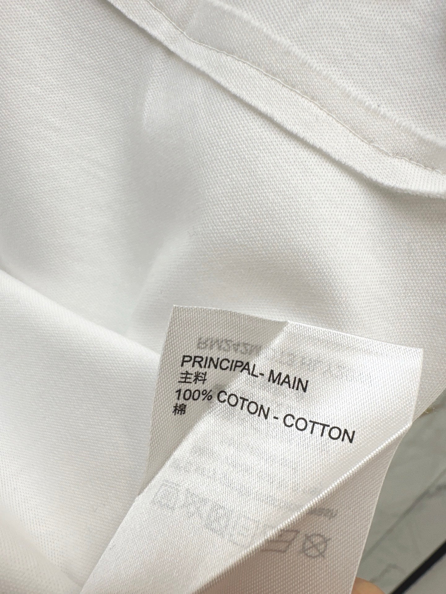 L 25ss embossed t-shirt