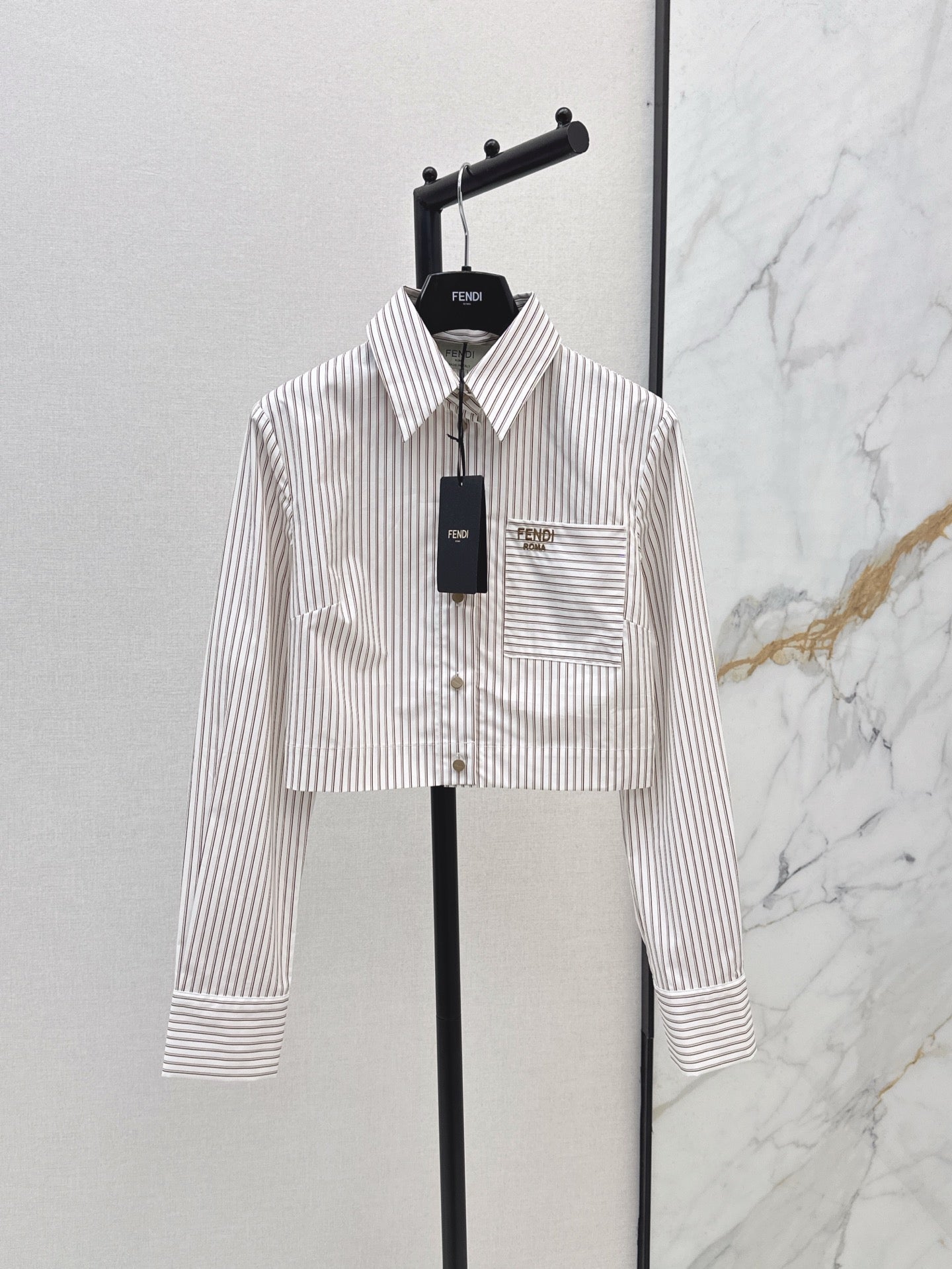 Fe 25ss crop shirt