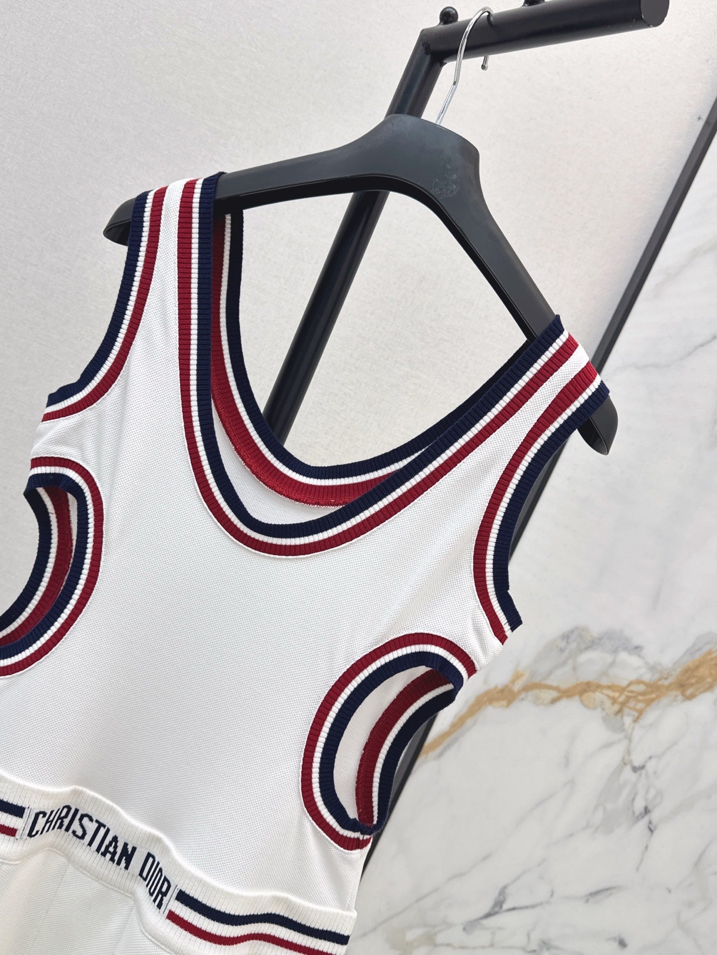 D 25ss sleeveless dress