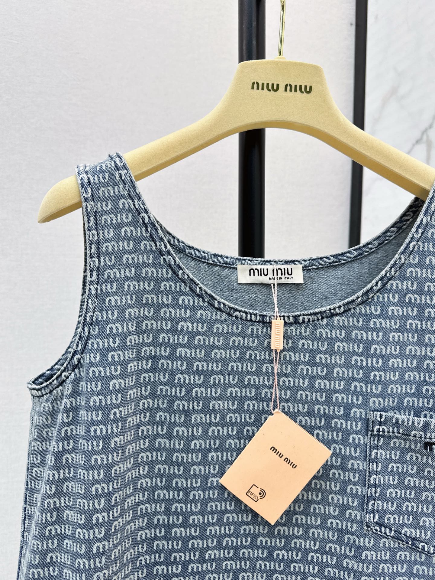 Mi 25ss sleeveless denim dress