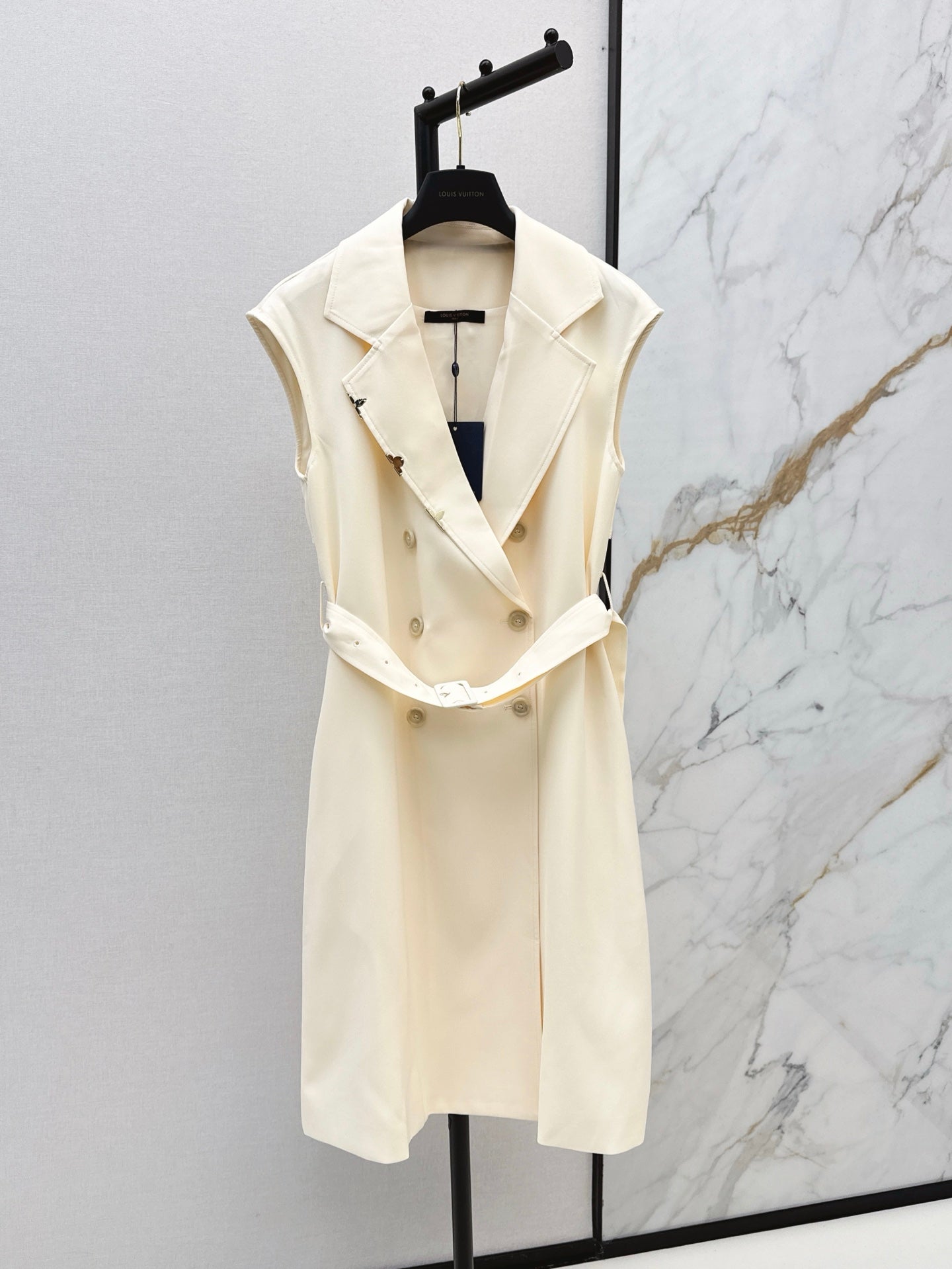 L 25ss sleeveless coat