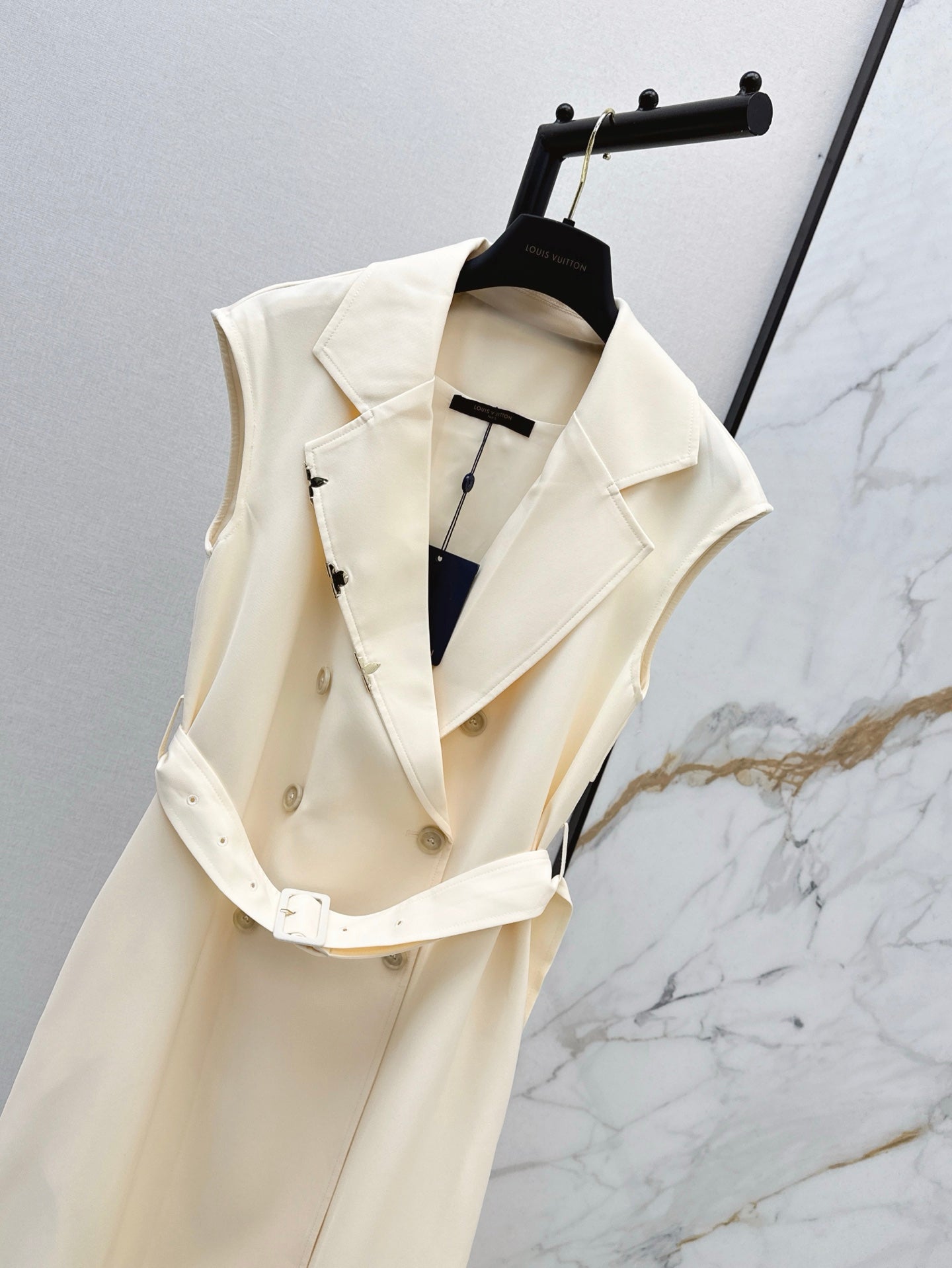 L 25ss sleeveless coat