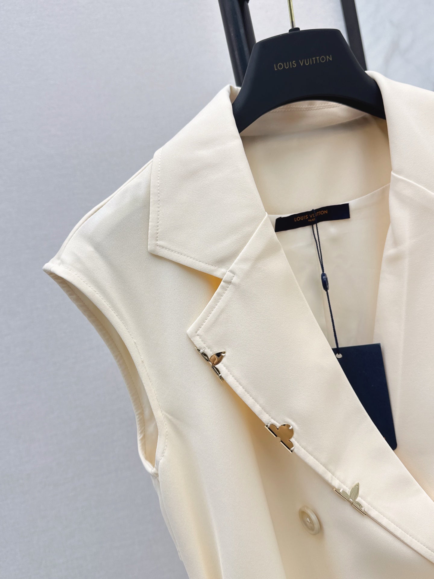 L 25ss sleeveless coat