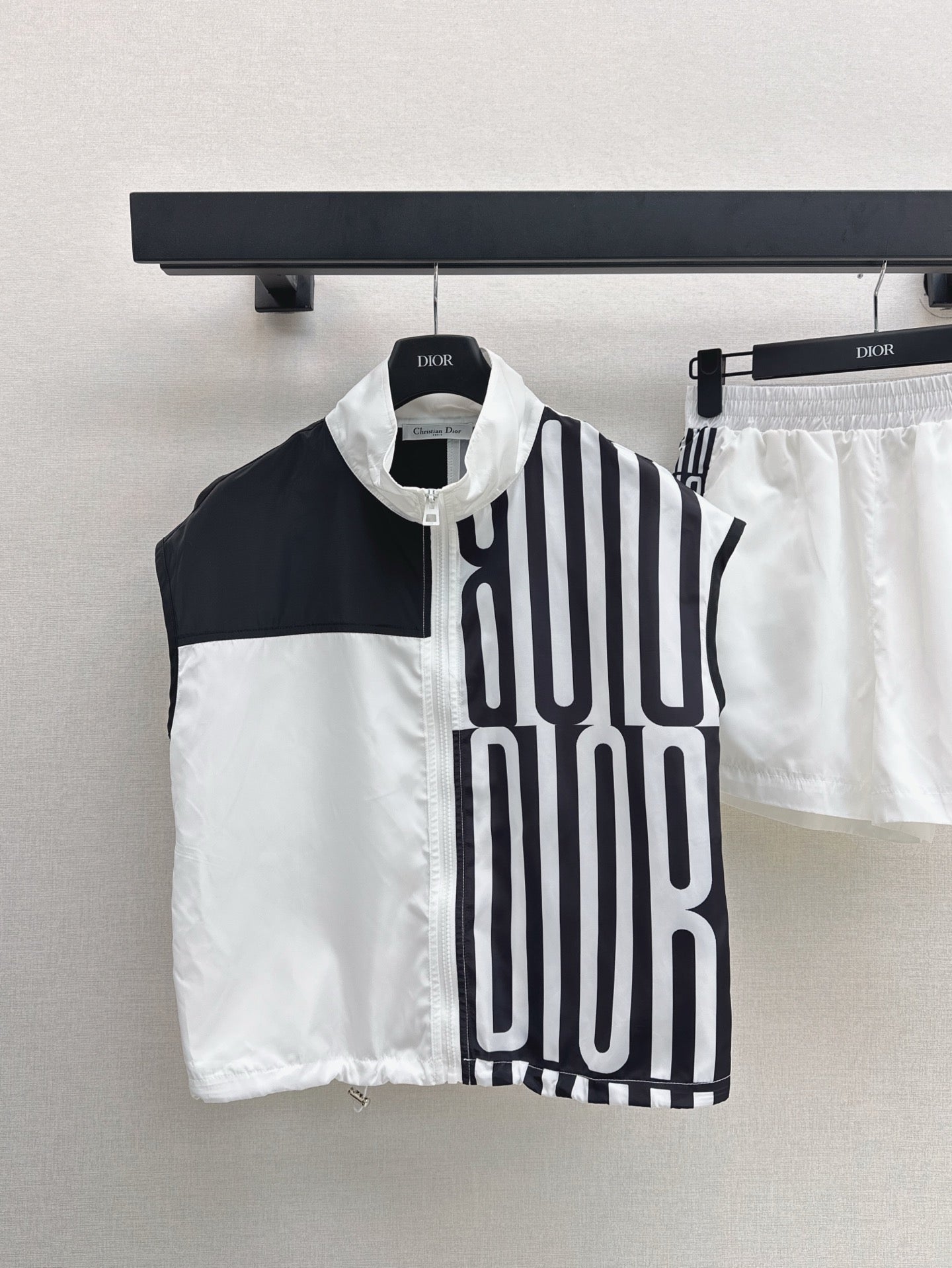 D 25ss miss sleeveless set