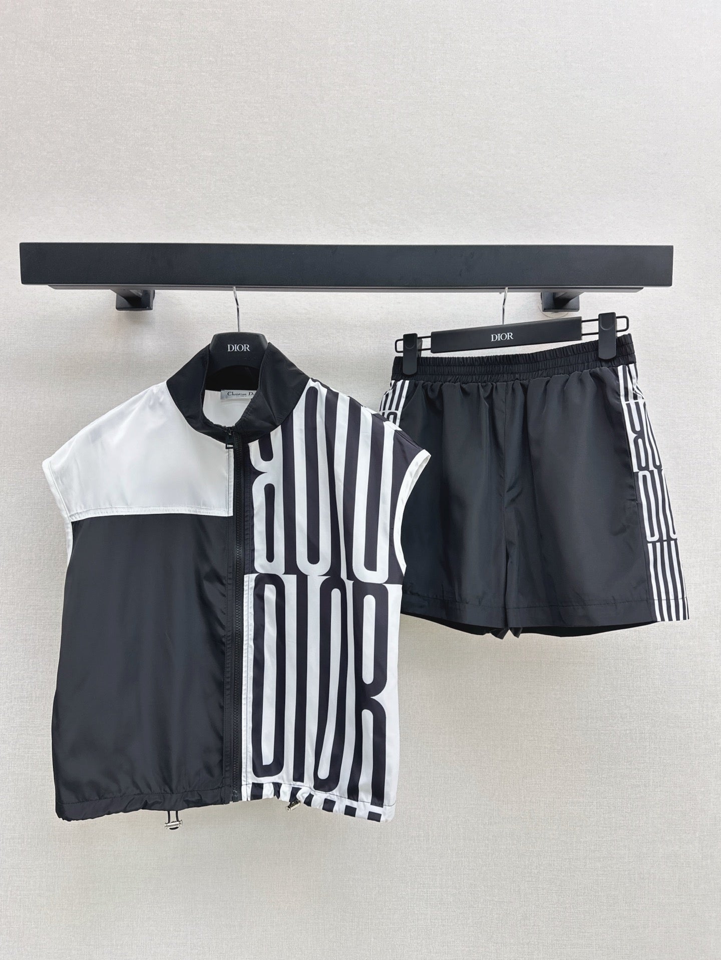 D 25ss miss sleeveless set