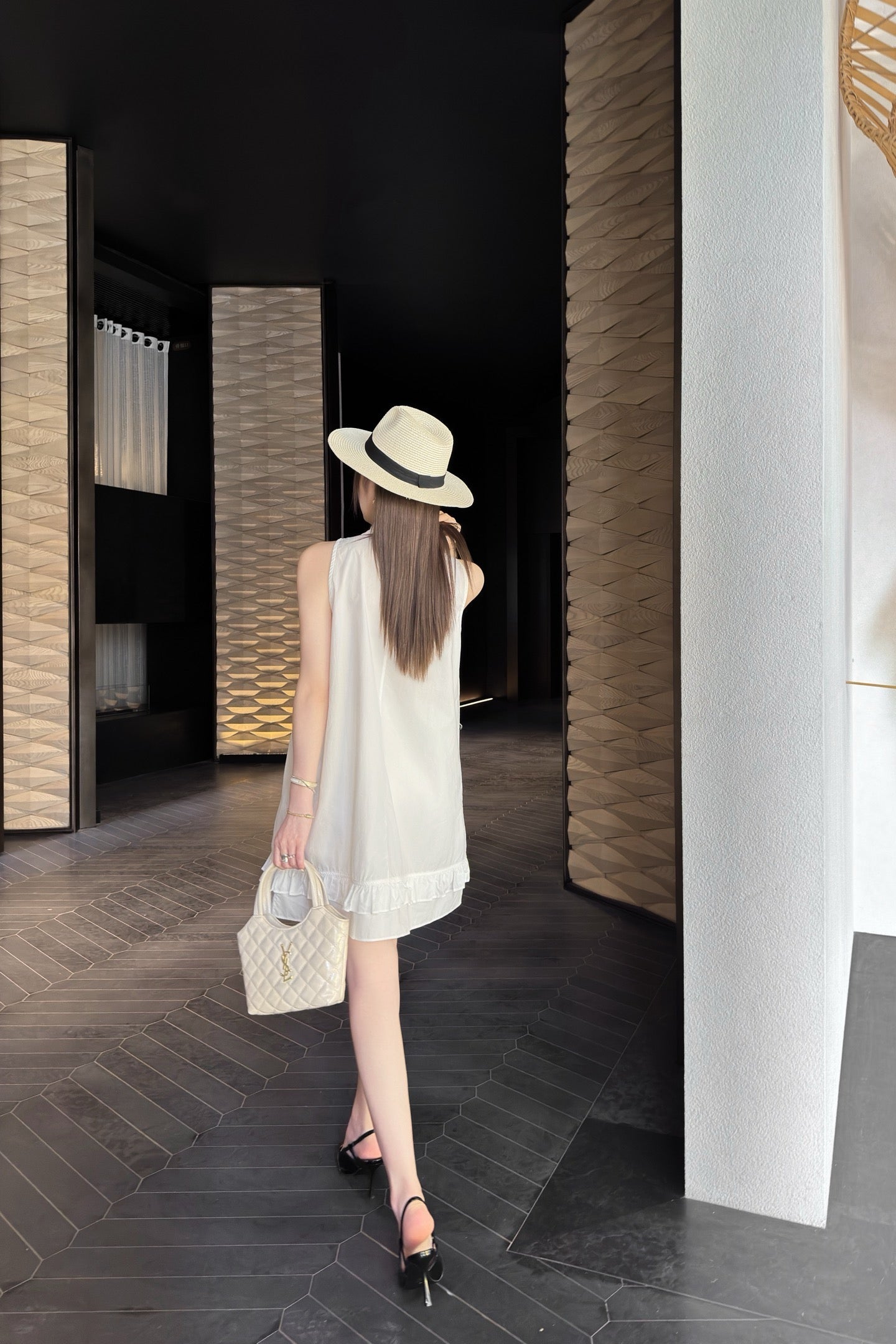 Saint  25ss sleeveless dress
