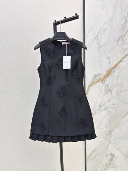 Val 25ss embroidered dress
