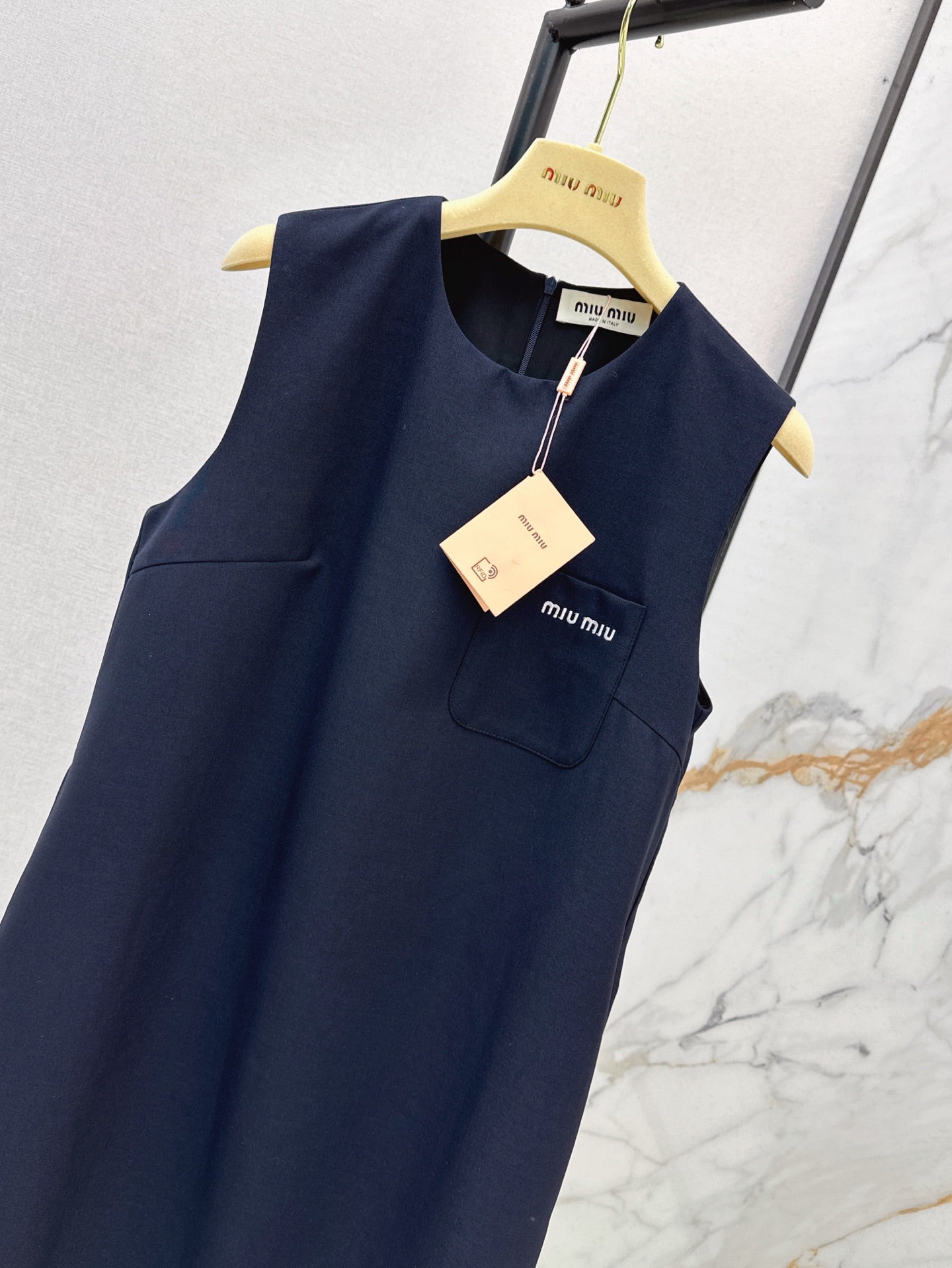 Mi 25SS sleeveless dress
