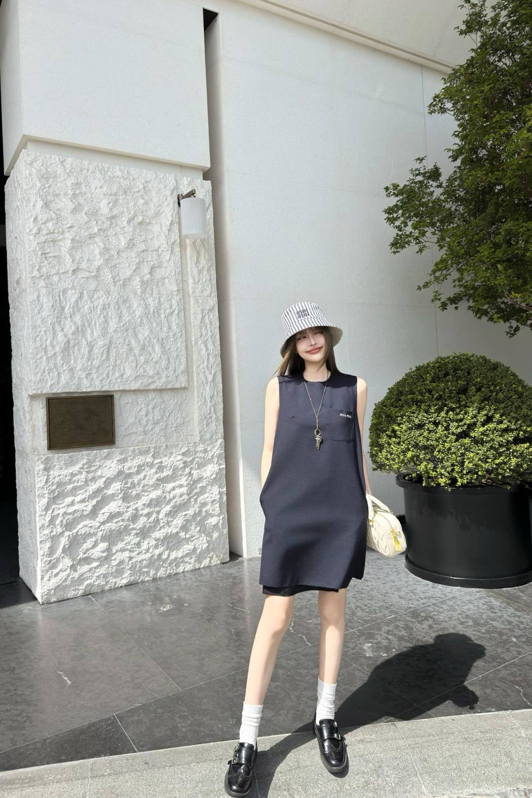 Mi 25SS sleeveless dress