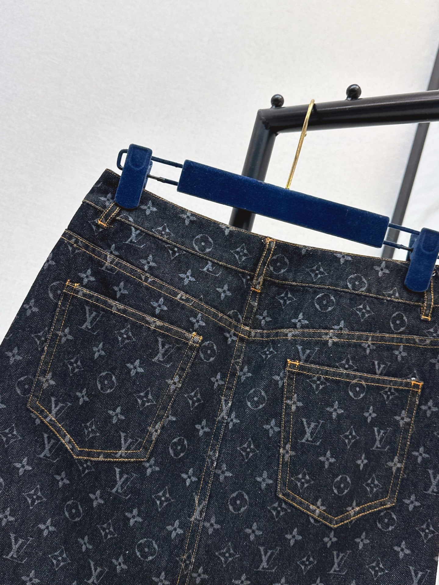 L 25ss denim skirt