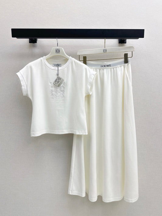 Lo 25ss tee skirt set