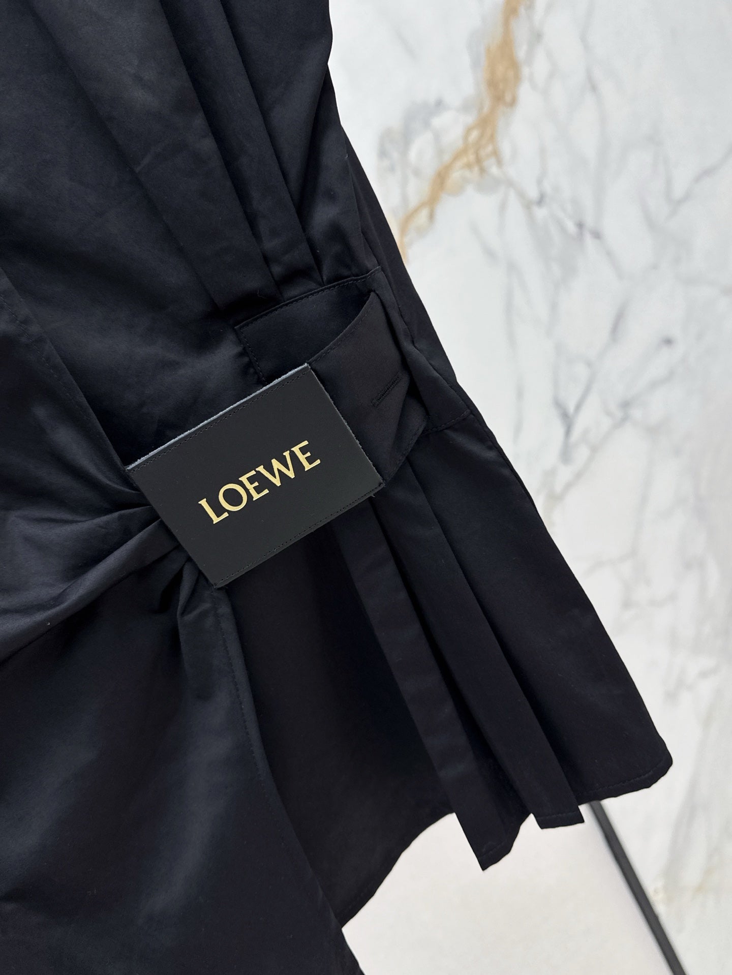 Loe 25ss pleated vest