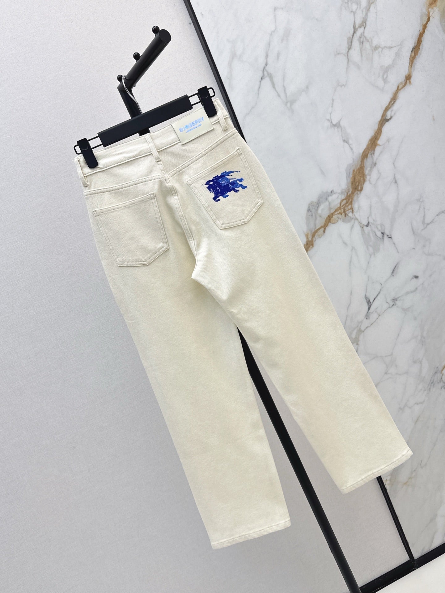 bur 25ss embroidered jeans