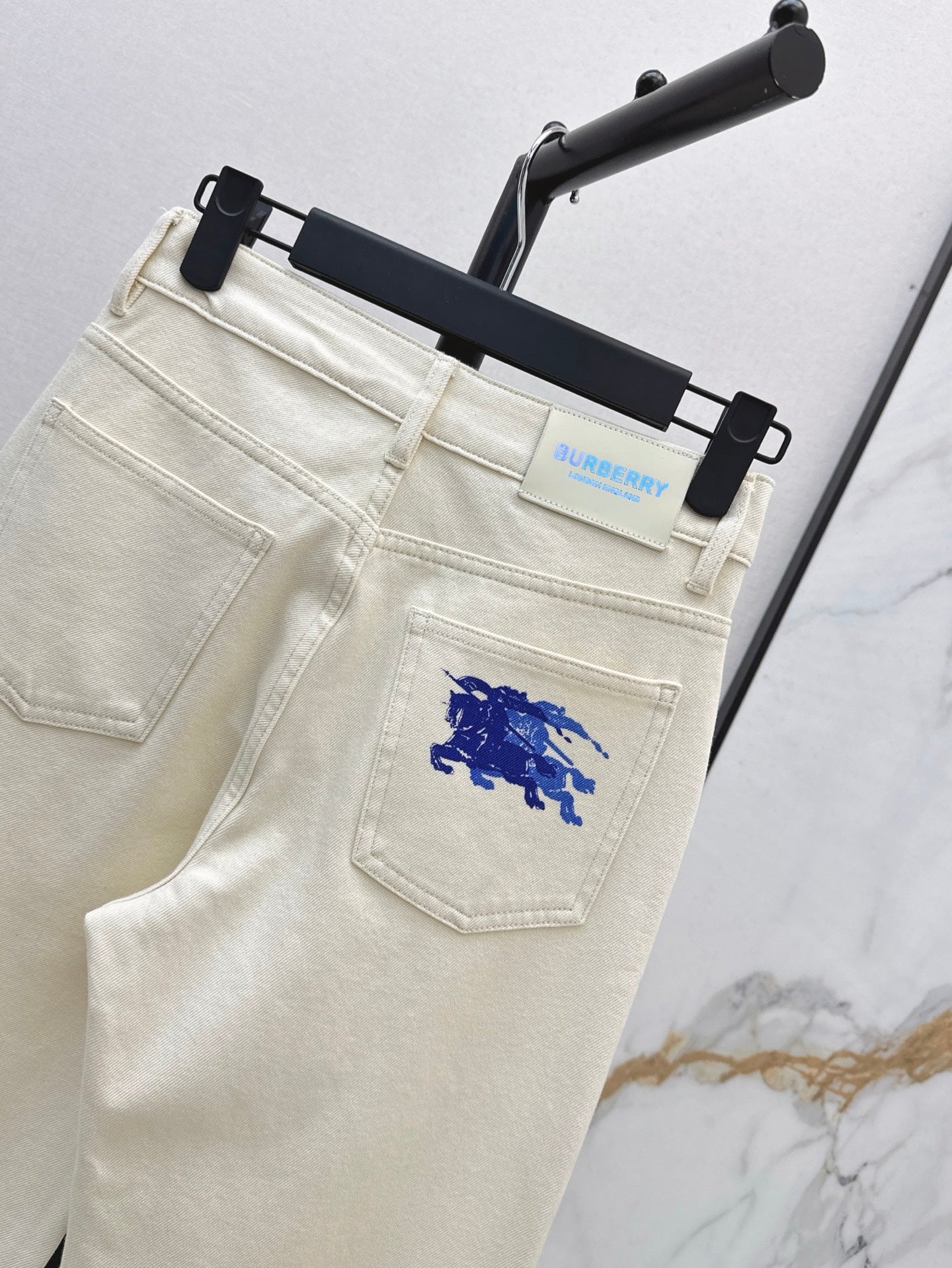 bur 25ss embroidered jeans