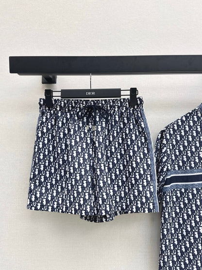 D 25ss monogram set