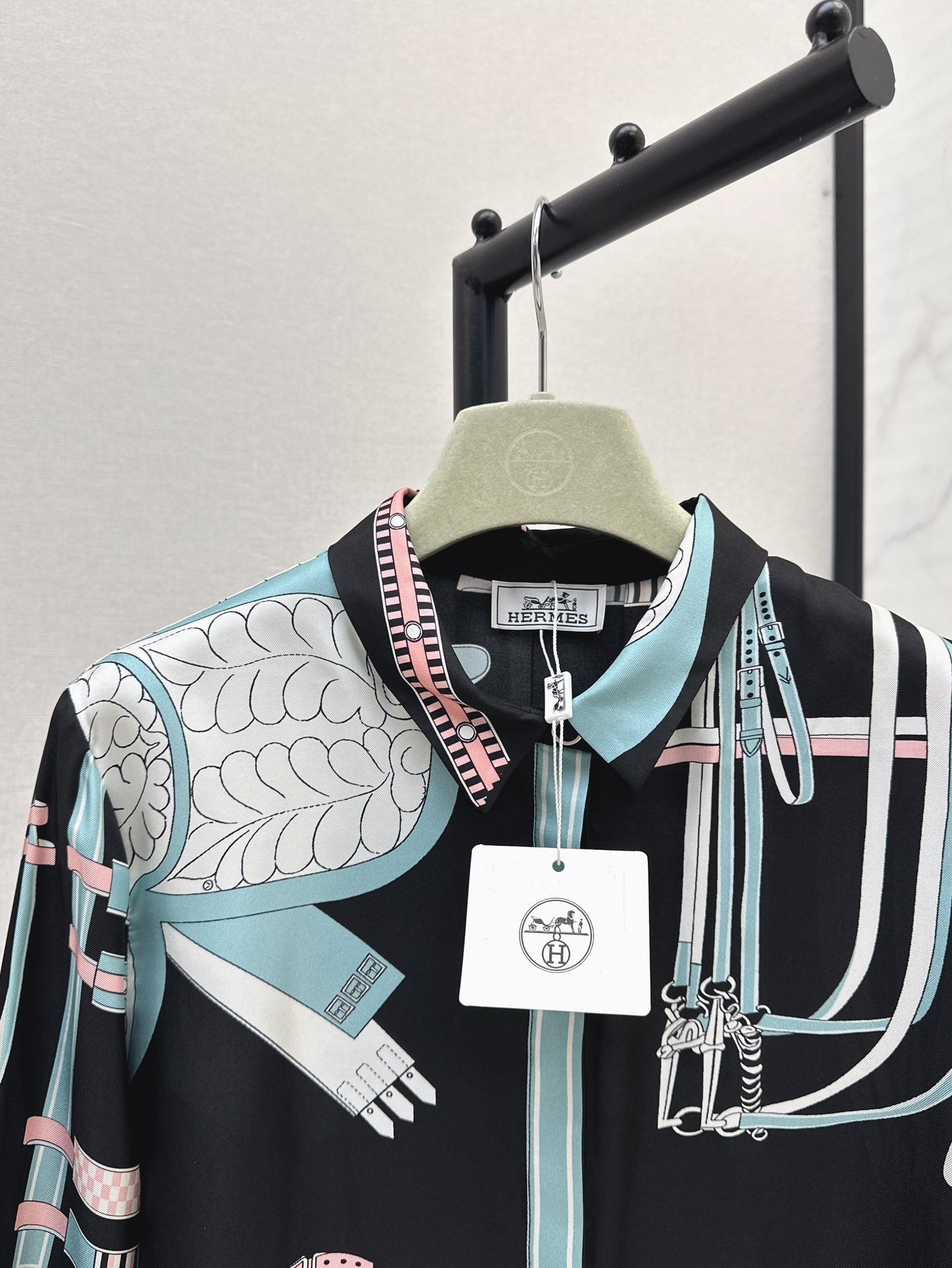 H 25ss silk print shirt