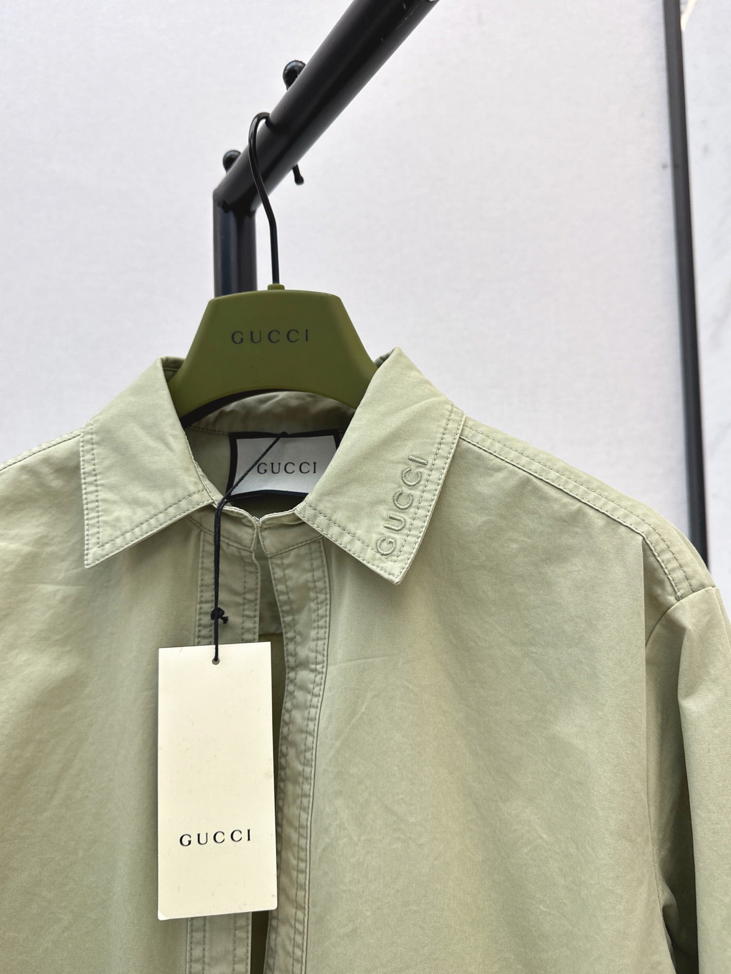 GU 25SS Waist-cinching shirt