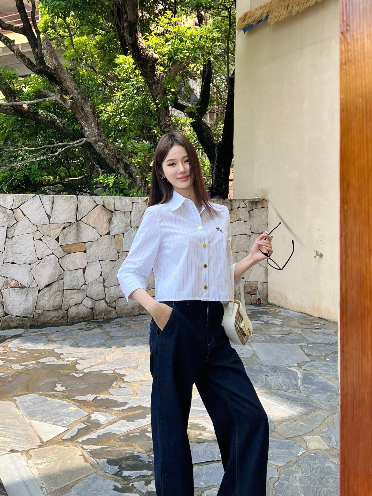 Bur 25ss crop shirt