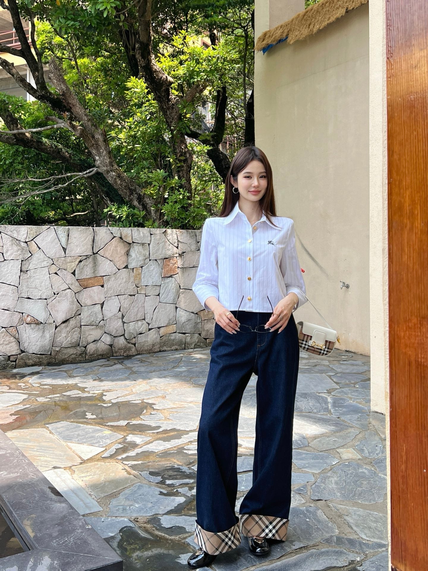 Bur 25ss crop shirt