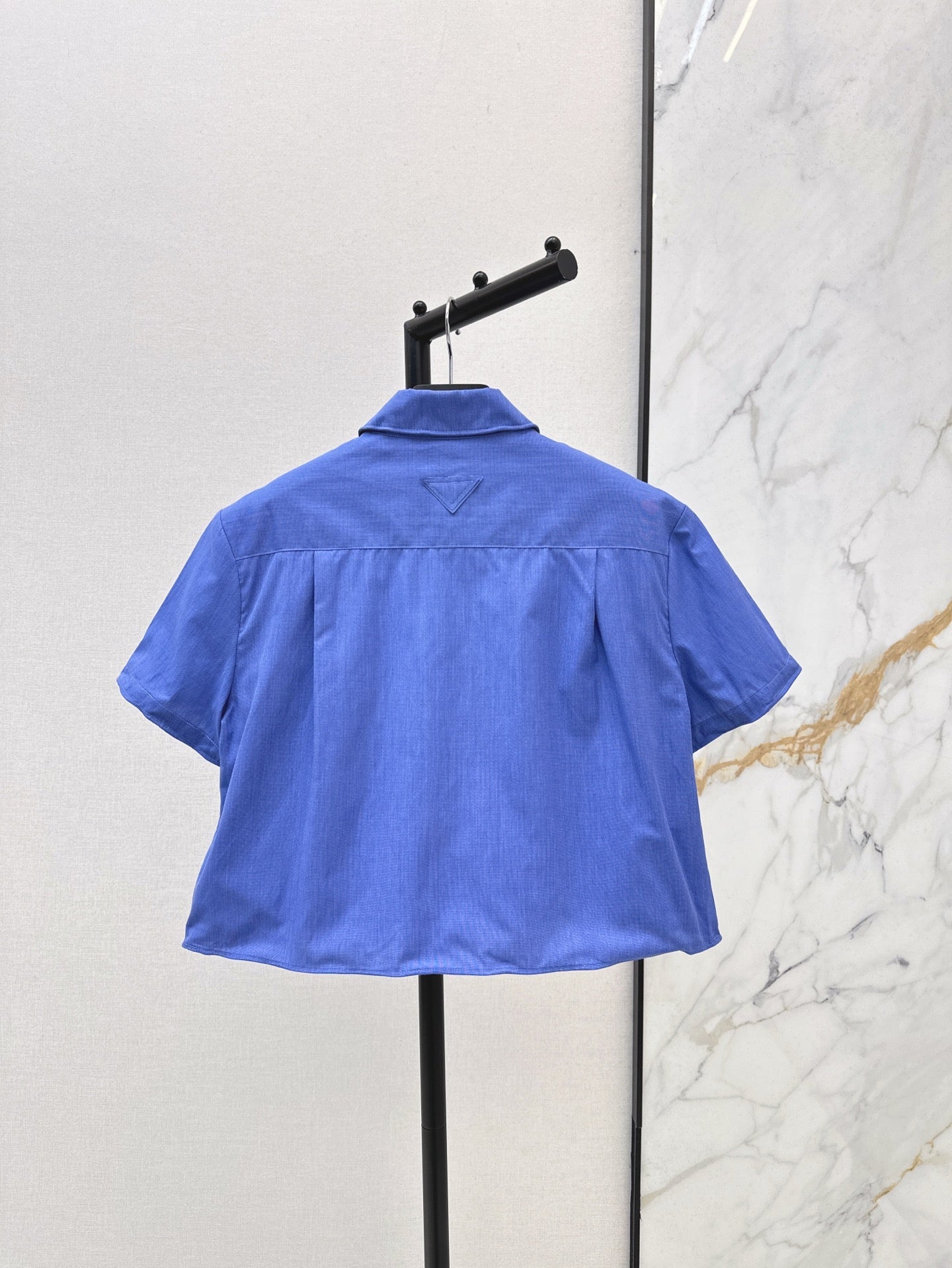 Pra 25ss crop shirt